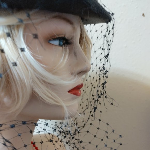 Early 40\'s Pin Up Equestrian Style Top Hat Lazarus Paris STUNNING main image 5